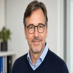 Porträt Thomas Engel, Praktische Service-Fälle